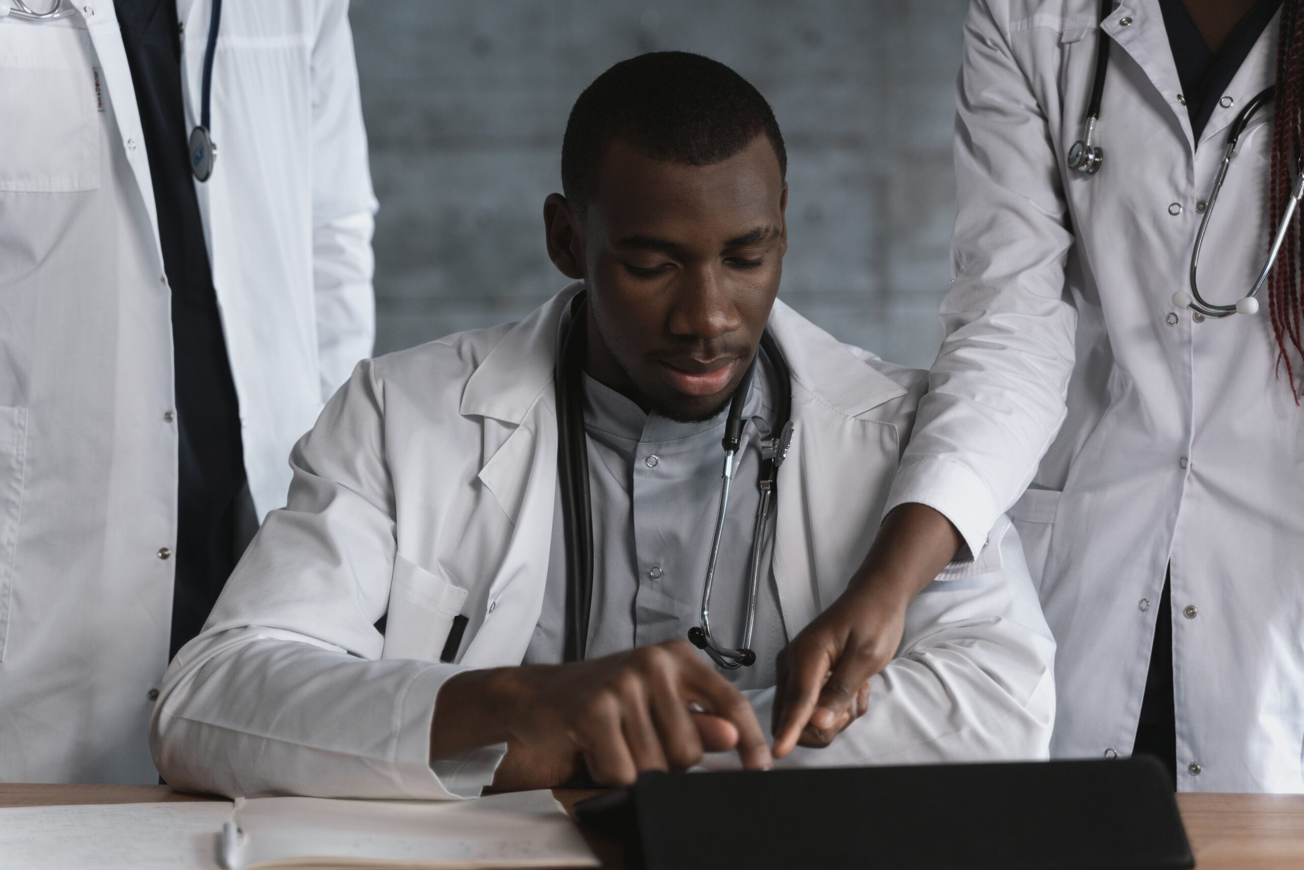 At HLTH Europe, the Most Important AI Story Was Happening Beyond the Headlines - Medika Life